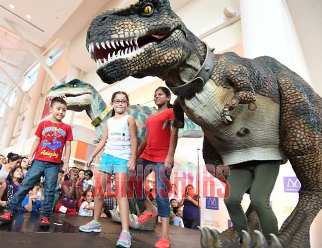 Imitate Movements of Wearable Dinosaur Imitate Movements of Wearable Dinosaur